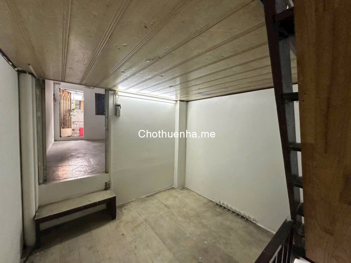 Cho thuê nhà mặt tiền Cách Mạng Tháng 8 – p.4, tân bình, sơn mới, sạch đẹp