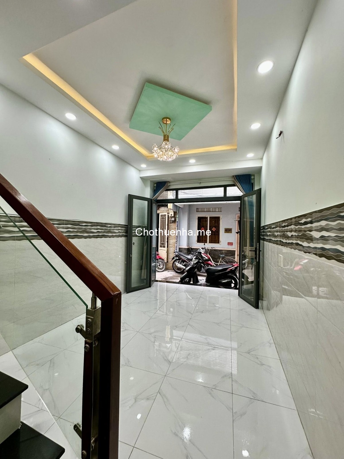 Cho thuê nhà nguyên căn 1 trệt + 1 lầu, 2 phòng ngủ – 2 wc, nội thất cơ bản, Bình Thạnh