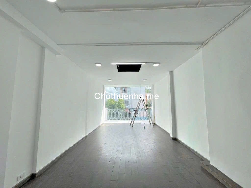 Nhà cho thuê 2 lầu Hoàng Hoa Thám, P.7, Q. Bình Thạnh – khu trung tâm, đi lại thuận tiện