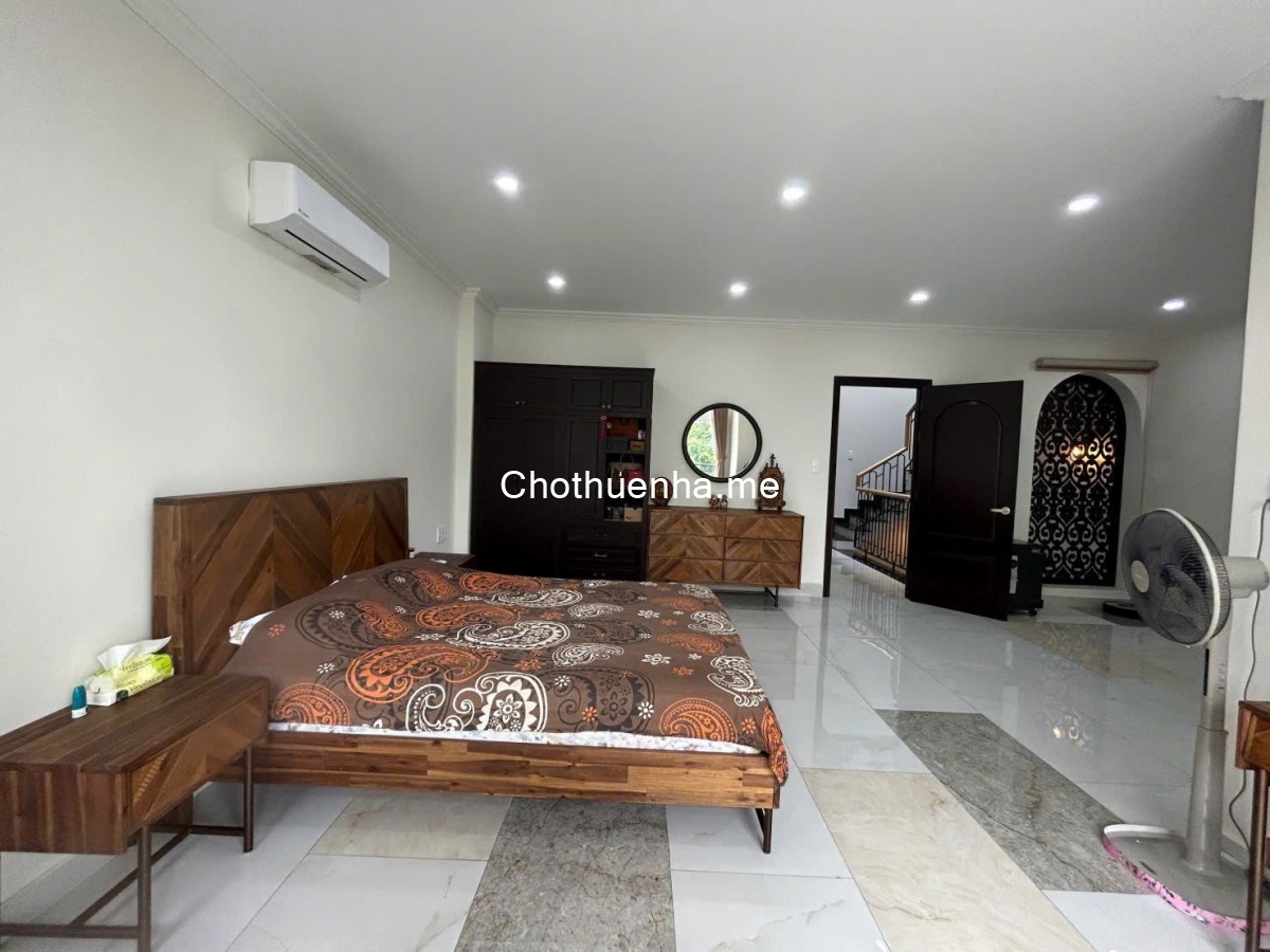 Cho Thuê Biệt Thự Đường Số Nguyễn Lương Bằng, Phú Mỹ, Quận 7 | Full Nội Thất