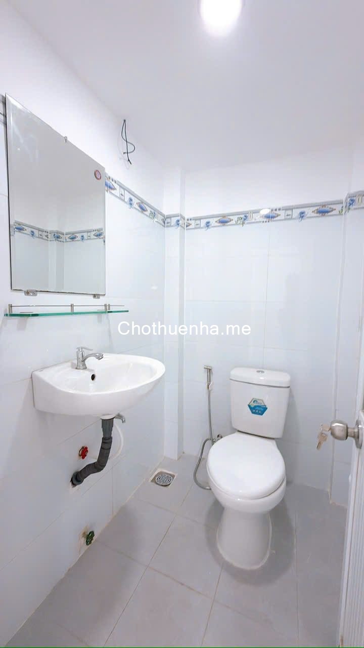 Nhà hẻm Hoàng Diệu 1 trệt + 1 lầu, 7 triệu