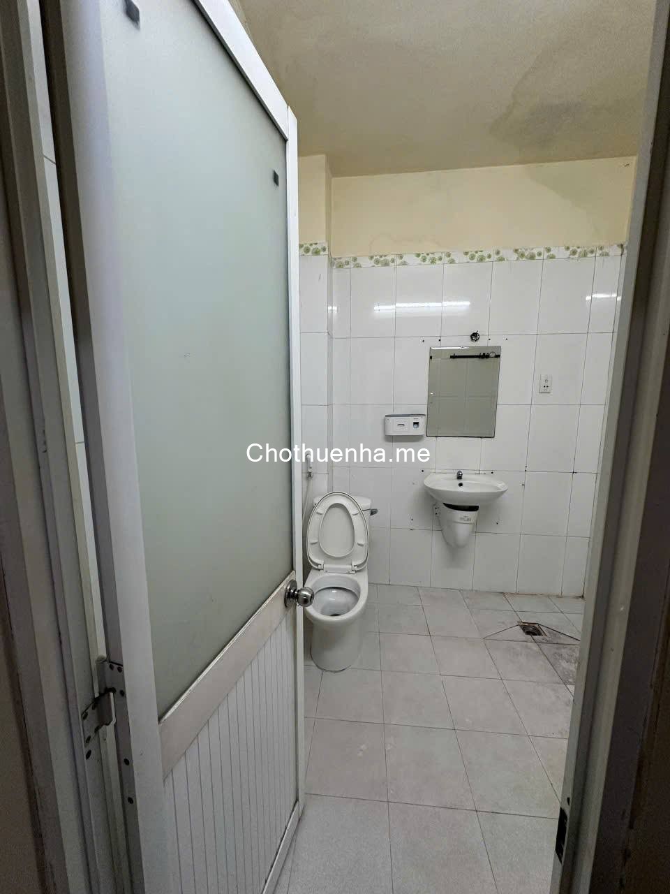 Cho thuê nhà Mới Sơn sửa, hẻm 153 Nguyễn Thị Minh Khai, P. Phạm Ngũ Lão, Quận 1