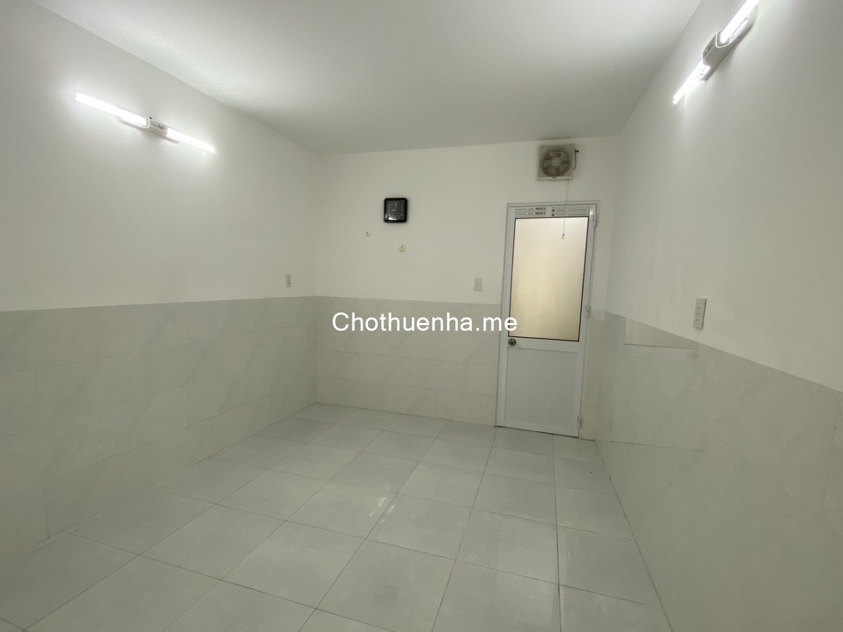 Cho thuê nhà nguyên căn hem 350 Huỳnh Tấn Phát, Q7, 3PN, 2WC , 9,3tr