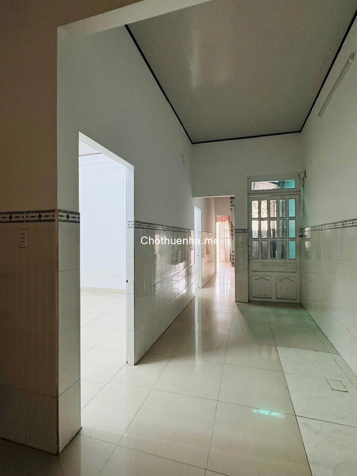 Cho thuê nhà hẻm 30/4, P. Phú Lợi, trung tâm Thủ Dầu Một, nhà rộng 2PN thoáng