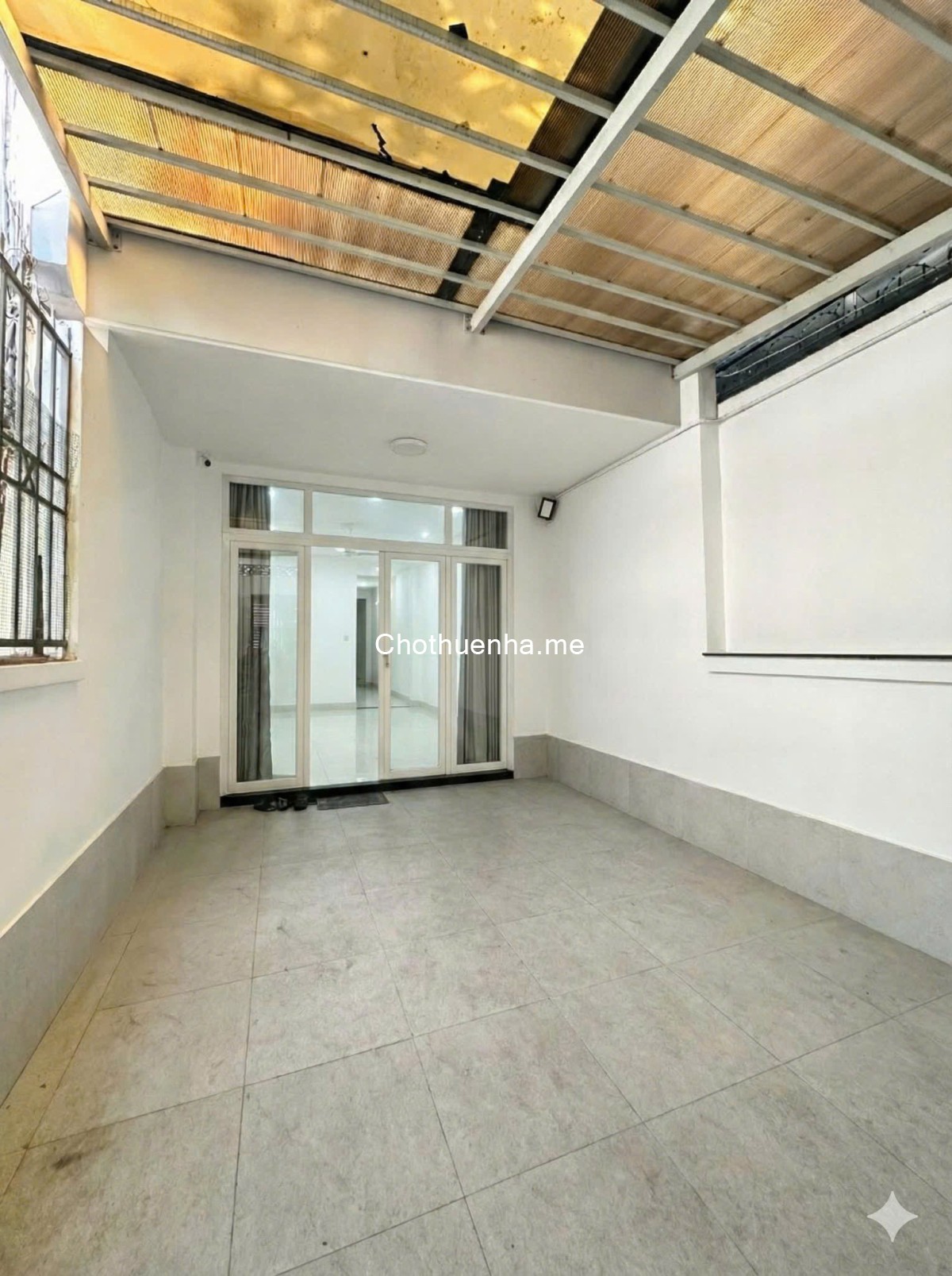 Cho thuê nhà nguyên căn Nguyễn Văn Trỗi, Phú Nhuận 1 trệt, 2 lầu – thiết kế hiện đại, mới đẹp