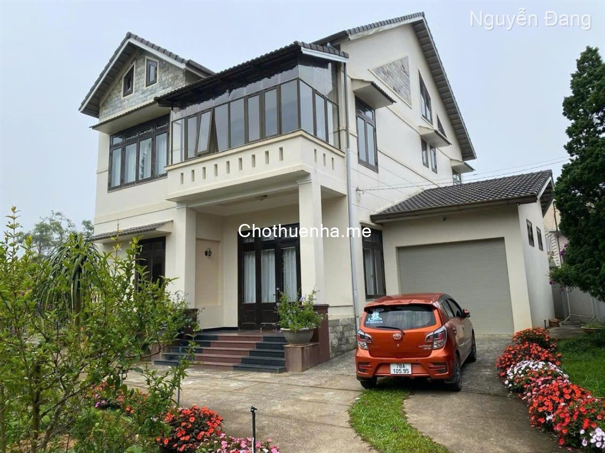 Cho thuê Villa sân vườn sân đậu ô tô đường Nguyễn An Ninh TP. Đà Lạt