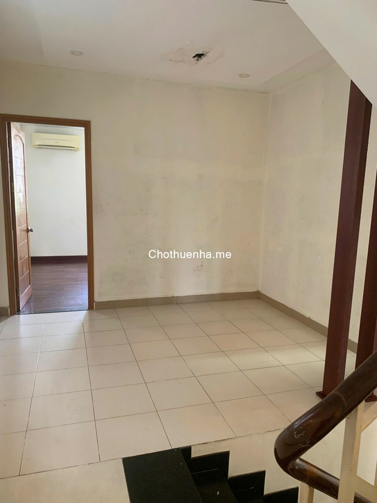 Cho thuê nhà HXH 142 Nguyễn Thị Thập,Quận 7 dt 5,5x18m, 3 lầu