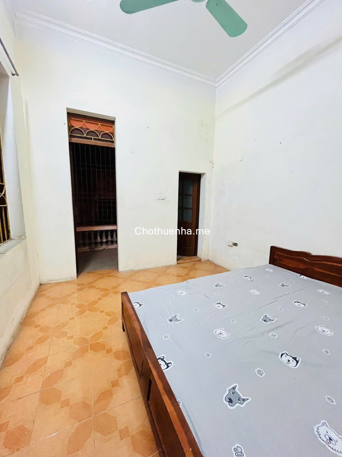 Cho thuê nhà nguyên căn ngõ 299/29 Hoàng Mai 3 tầng x 100m2, 5 ngủ, 5 wc, 12 triệu