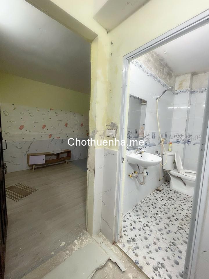 Cho thuê nhà nguyên căn ngõ 274 Đinh Công 30m2x2 tầng,3 ngủ,2 wc, 8.5 triệu