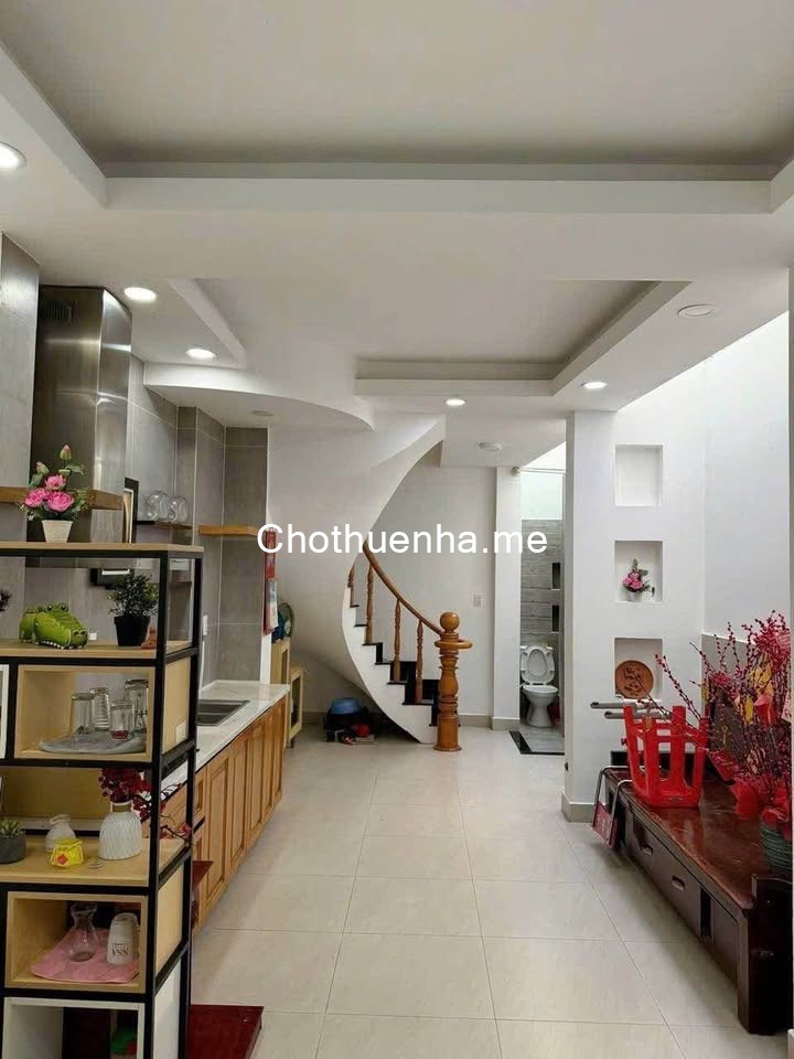 Cho thuê nhà nguyên căn full nội thất Quận 3, giá 15 triệu