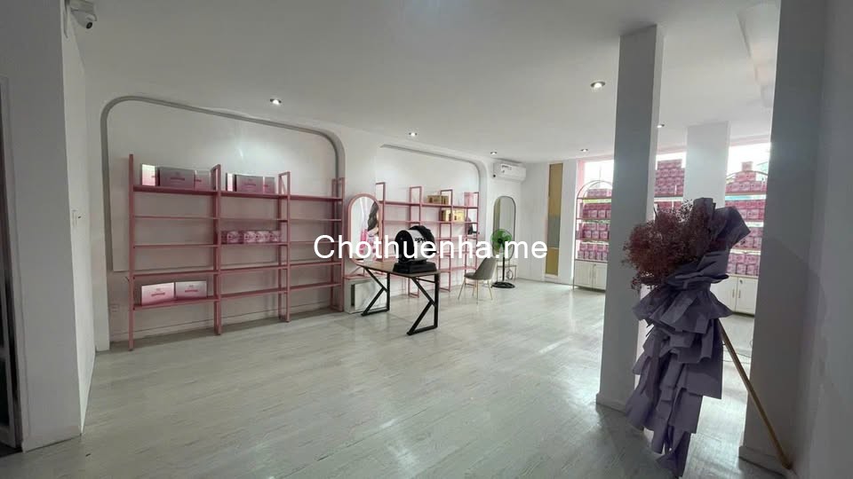 Cho thuê góc 2 mặt tiền Lê Văn Sỹ Quận 3, nhà 5 tầng có thang máy