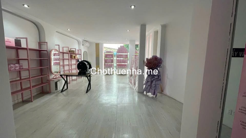 Cho thuê góc 2 mặt tiền Lê Văn Sỹ Quận 3, nhà 5 tầng có thang máy