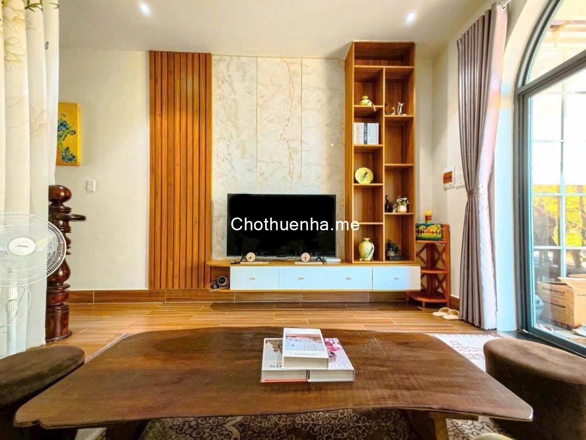 Cho thuê homestay view thoáng Nam Hồ P.11 Đà Lạt giá 12t