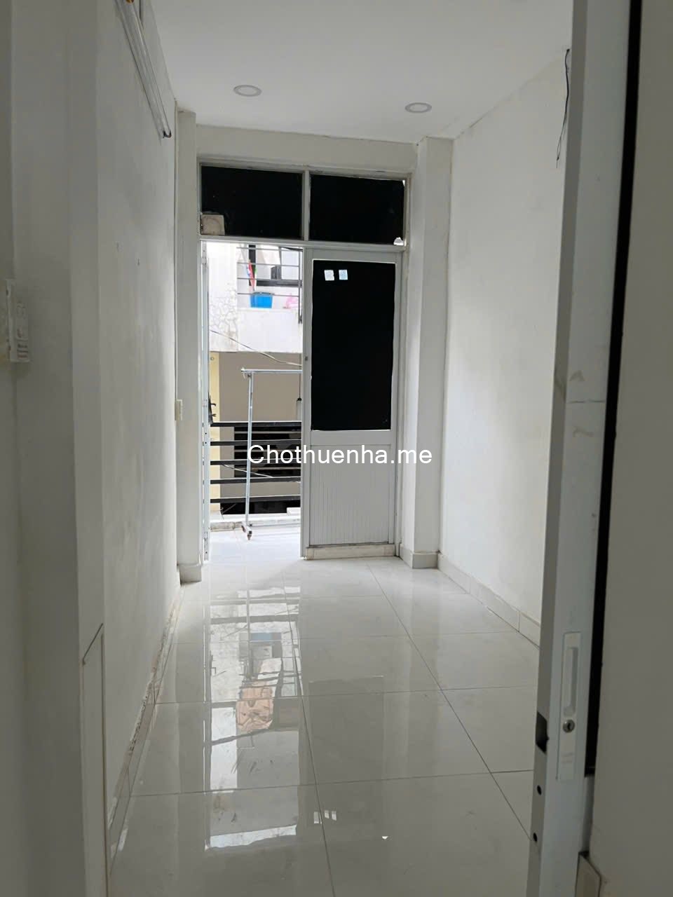 Nhà nguyên căn hẻm xe hơi Cống Quỳnh, Phường Nguyễn Cư Trinh , Quận 1