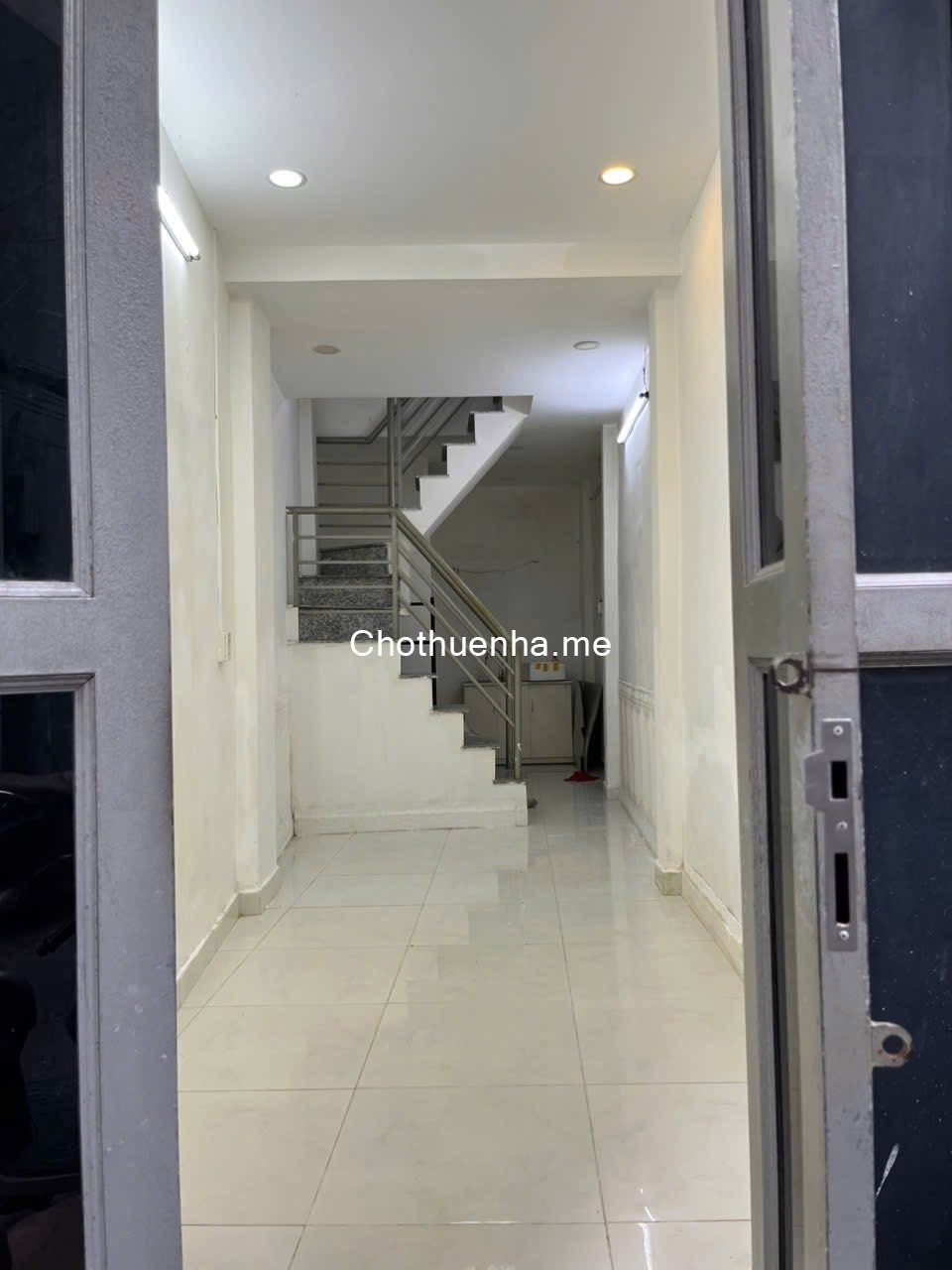 Nhà nguyên căn hẻm xe hơi Cống Quỳnh, Phường Nguyễn Cư Trinh , Quận 1