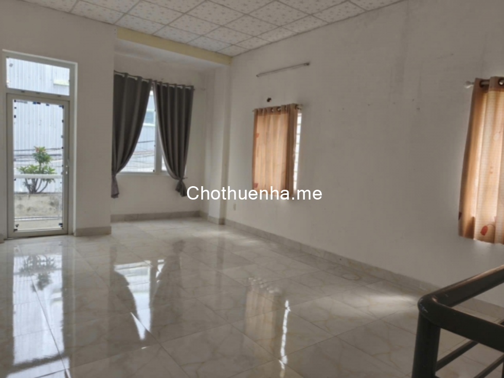Cho Thuê Kiệt Ô tô cạnh MT Nguyễn Hữu Thọ, ngay trường Lý Công Uẩn, 60m2, 7tr/th