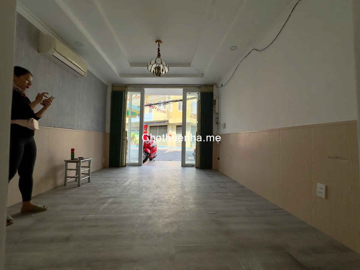 Cho thuê nhà nguyên căn – trung tâm Phú Nhuận - 3.6x6m – 1 trệt 2 lầu , 2PN + sân thượng