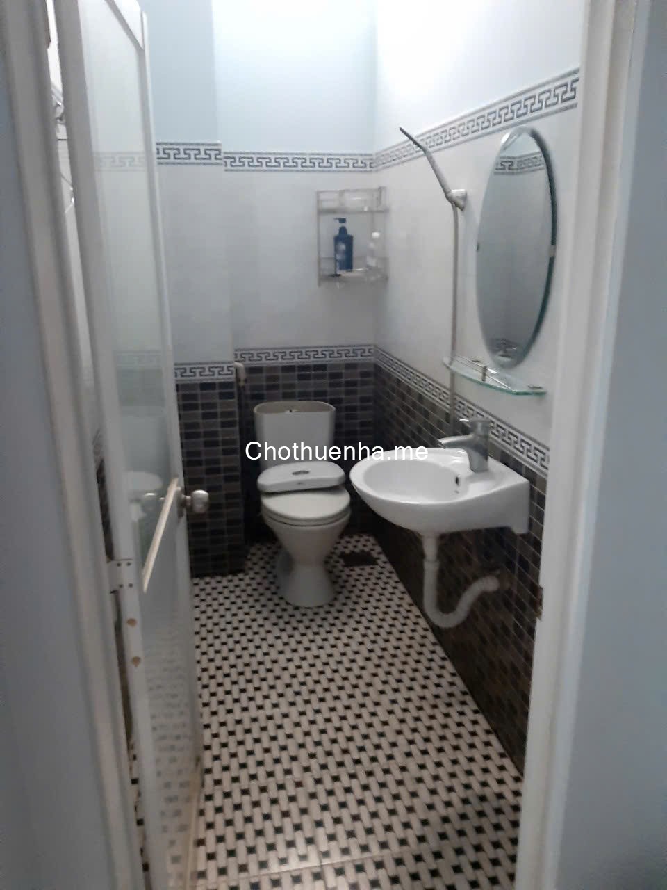 Cho thuê nhà nguyên căn: 1 Trệt 2 Lầu Và ST , Lê Văn Quới