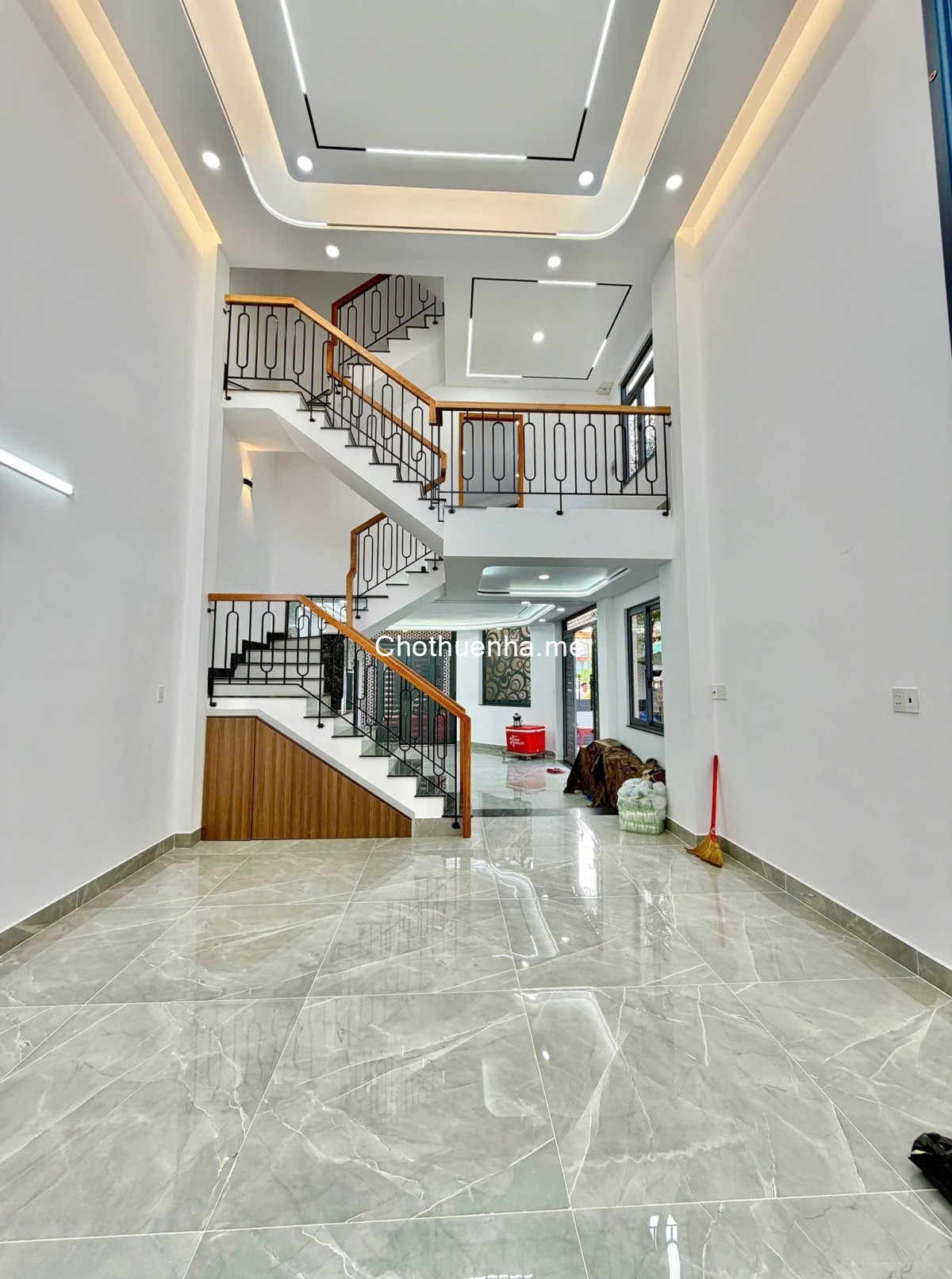 Nhà mới V.I.P Hương Lộ 2 – Bình Tân – Sân siêu rộng 1 lửng, 3 lầu