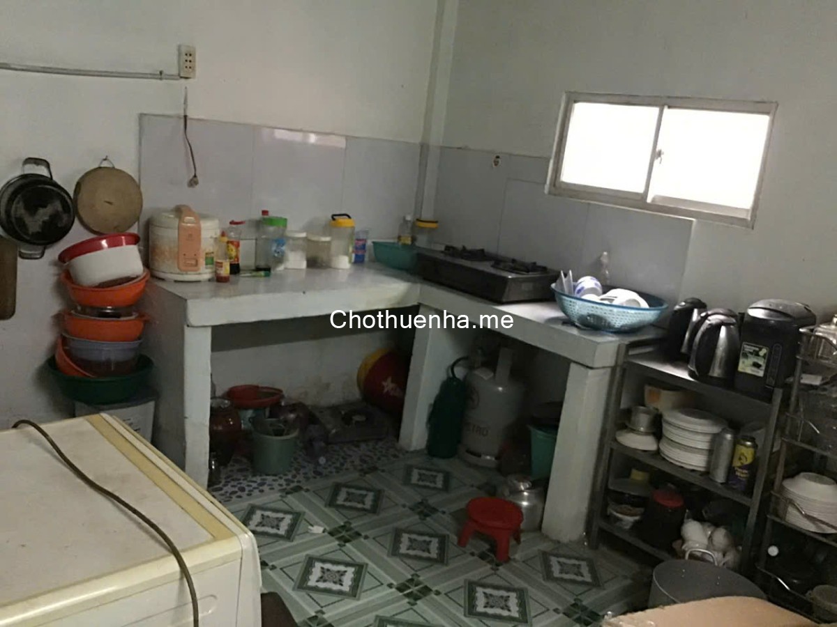 Cho thuê nhà nguyên căn 1 trệt 3 lầu, 1059 Huỳnh Tấn Phát