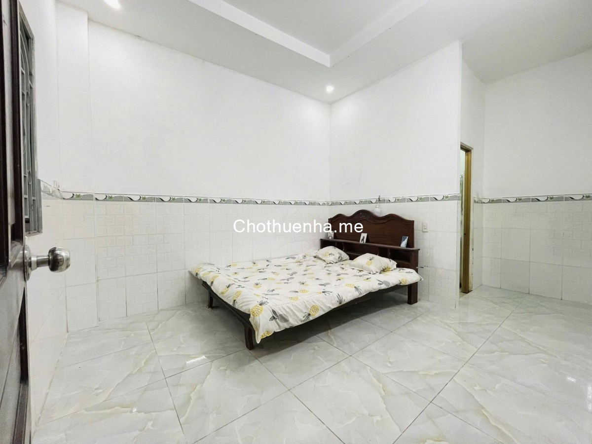 Cho thuê nhà nguyên căn đướng 785, 50m2, 1PN, giá chỉ 4.x