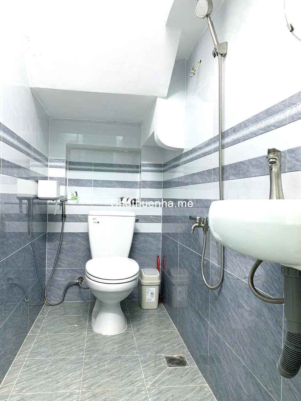 Nhà full nội thất hẻm Cách Mạng Tháng 8, Quận 10