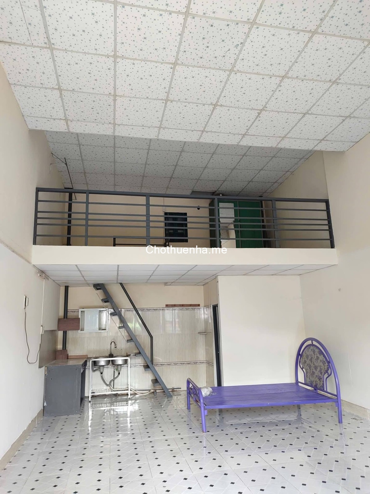 Cho thuê Nhà ở + kho 70m2. Hẻm ba gác, cách tải tầm 60m