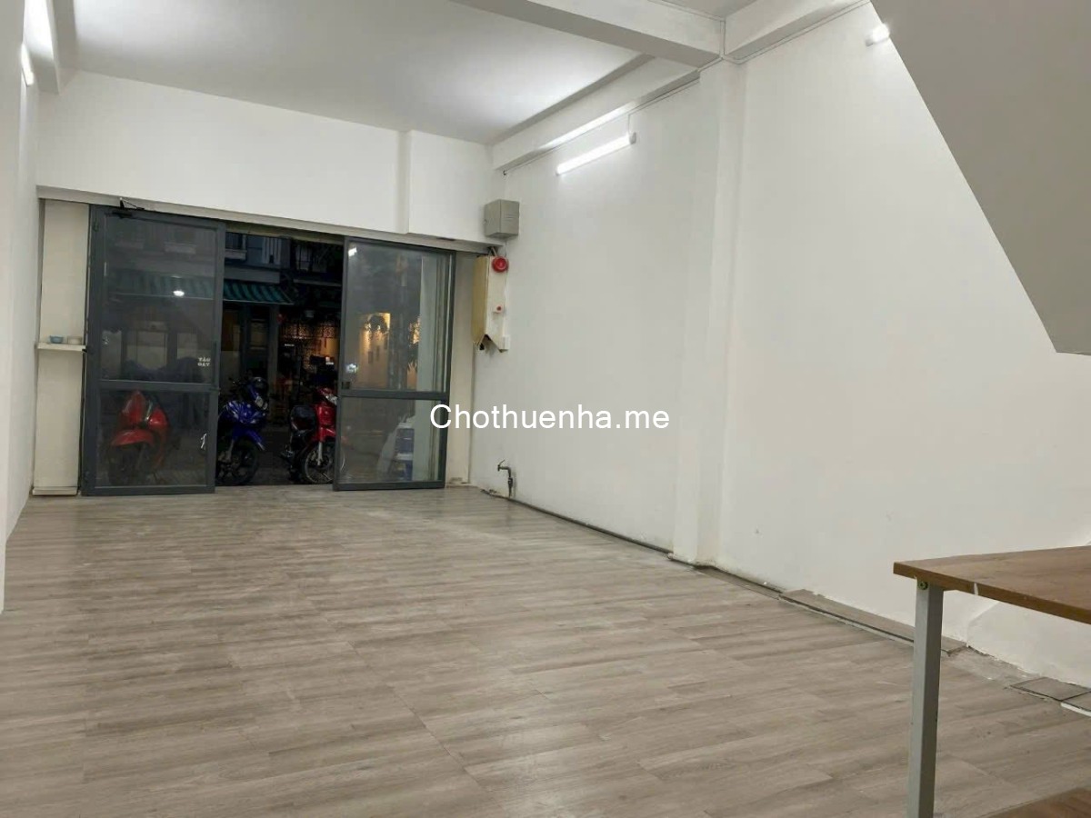 Cho thuê nhà mặt tiền Bàu Cát 1, giao Đồng Đen - Nguyễn Hồng Đào, Lầu+ Trệt trống suốt KD + 3PN2WC