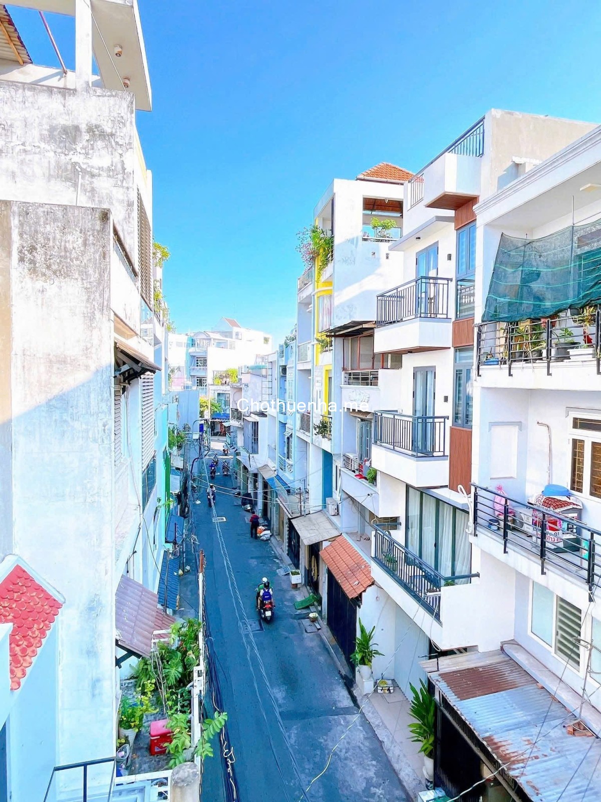 Nhà nguyên căn 2 lầu hẻm 8m thông Trần Tấn 4x14