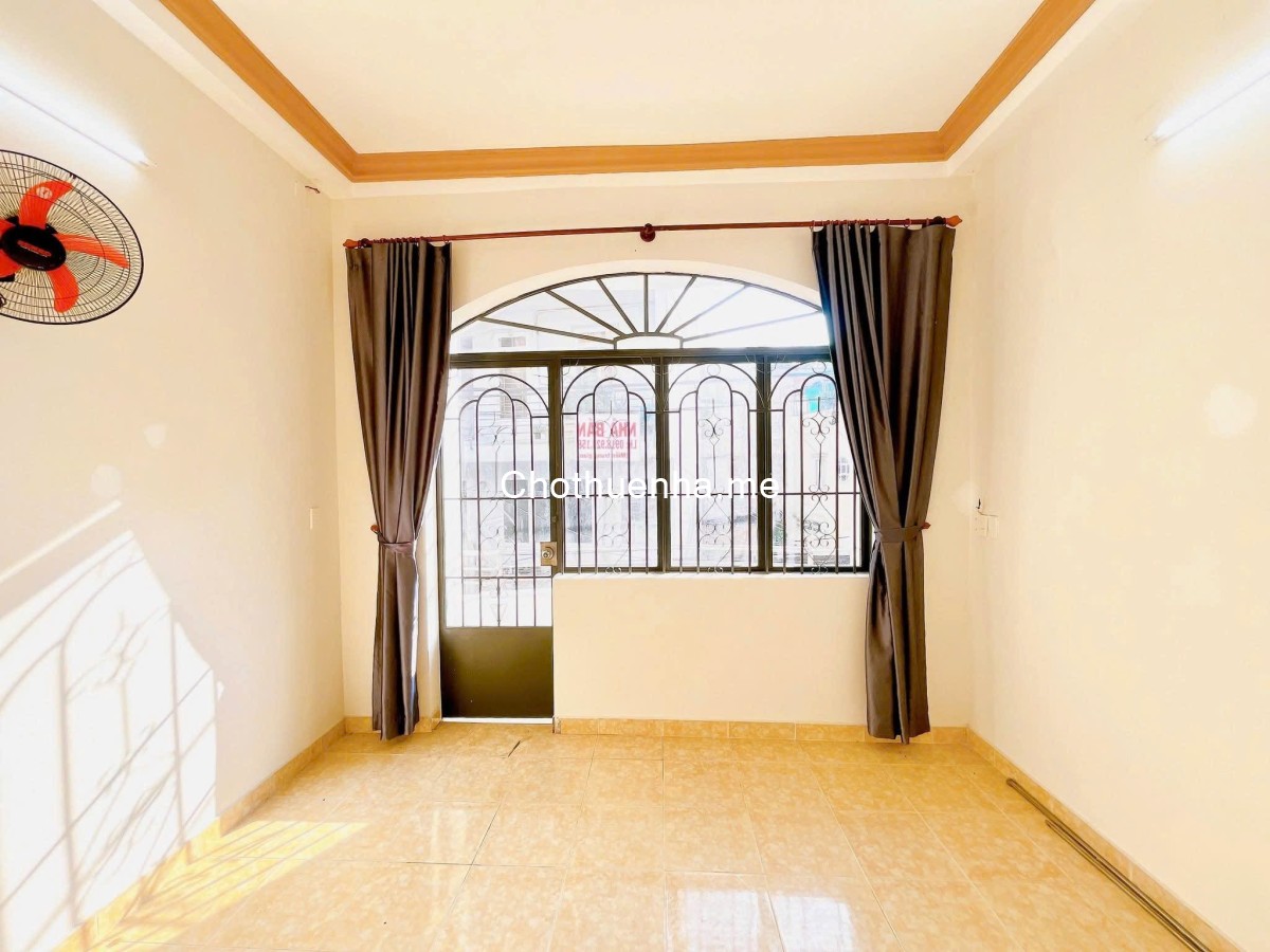 Nhà nguyên căn 2 lầu hẻm 8m thông Trần Tấn 4x14