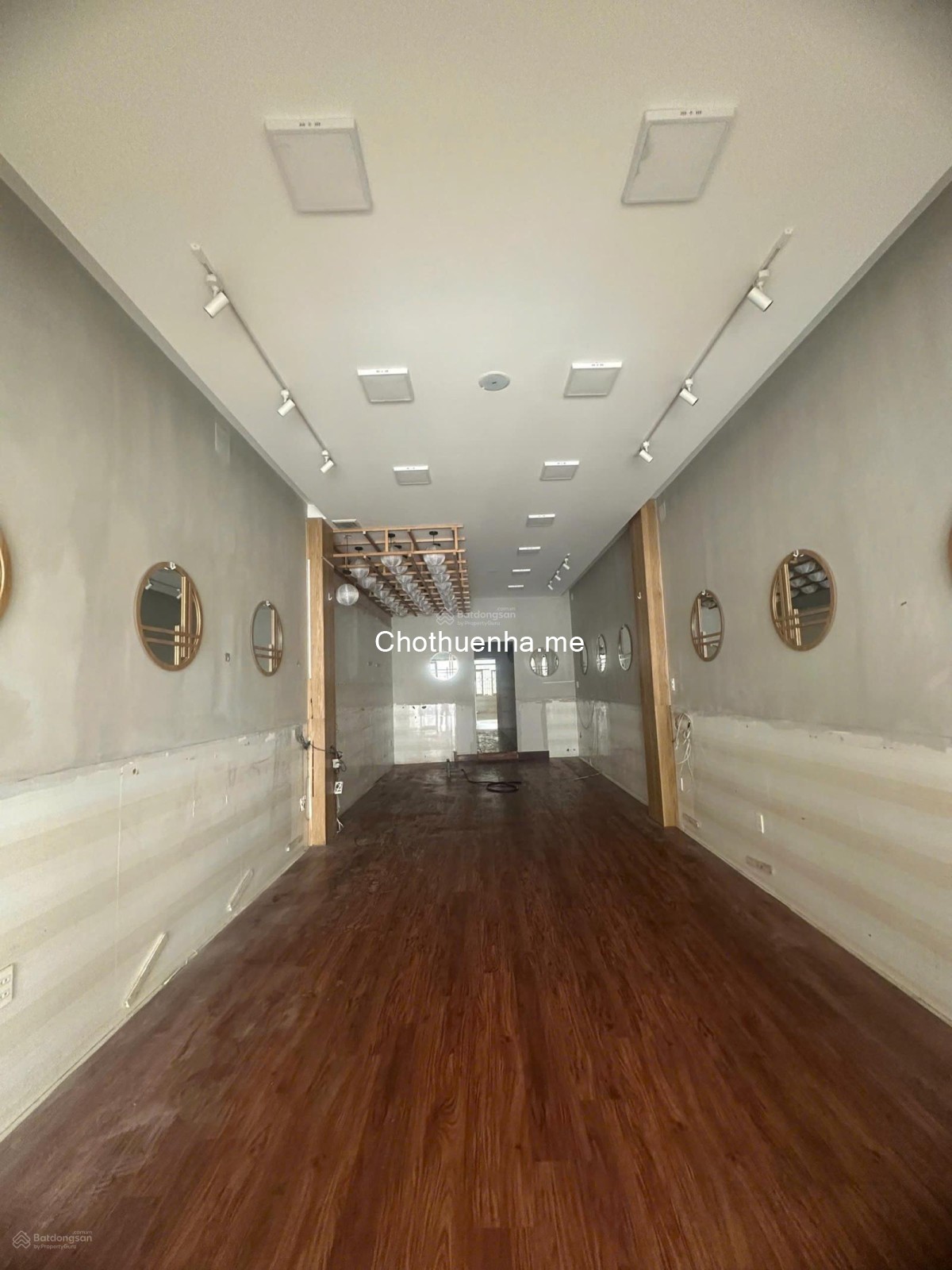 CHO THUÊ NHÀ NGUYÊN CĂN 140 M² MẶT TIỀN 61 PHAN HUY ÍCH, P. 15, Q. TÂN BÌNH