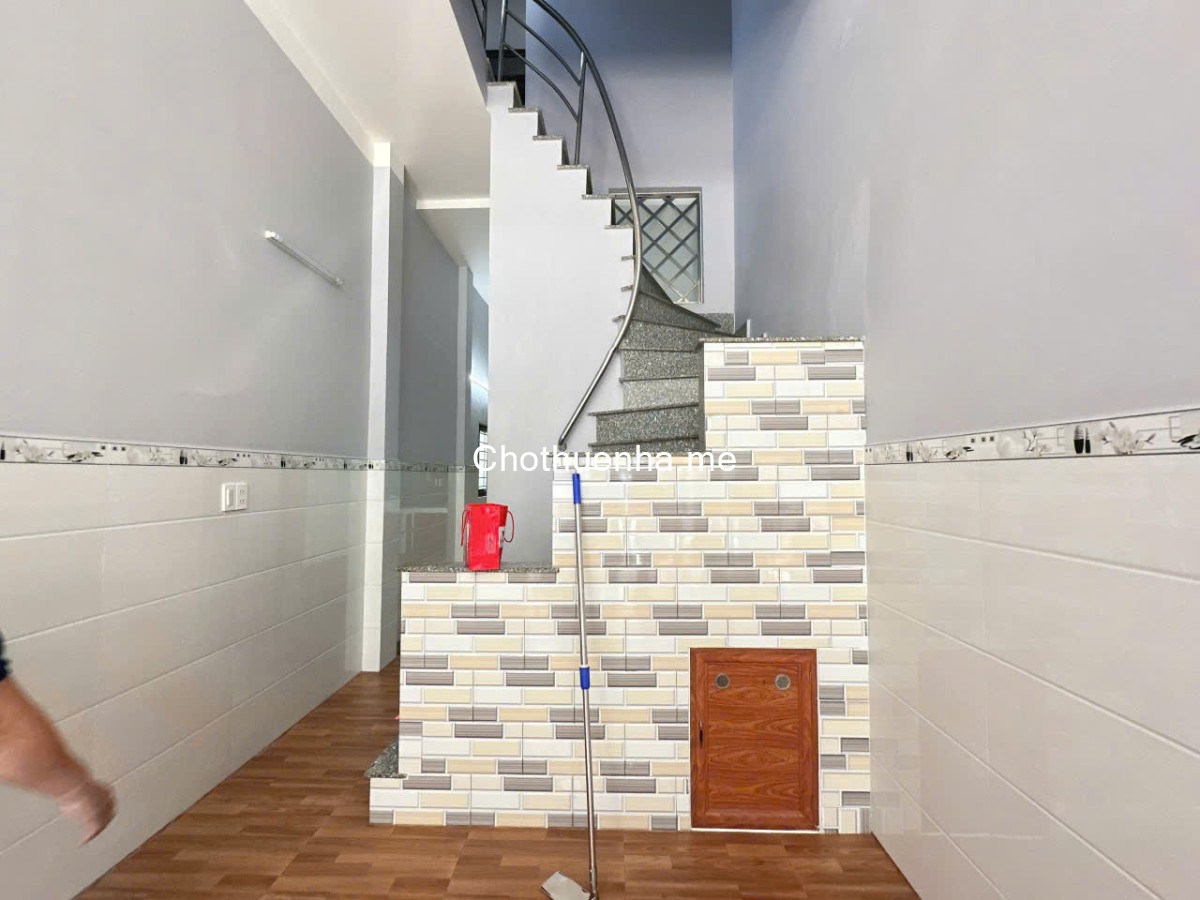 Cho thuê nhà Hẻm 88 Nguyễn Văn Quỳ, Phú Thuận, 1 trệt 1 lầu + 2 gác lửng