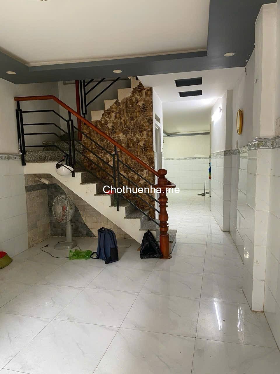 Cho thuê nhà nguyên căn hẻm 600/2/ đường Hồng Bàng quận 11, giá rẻ