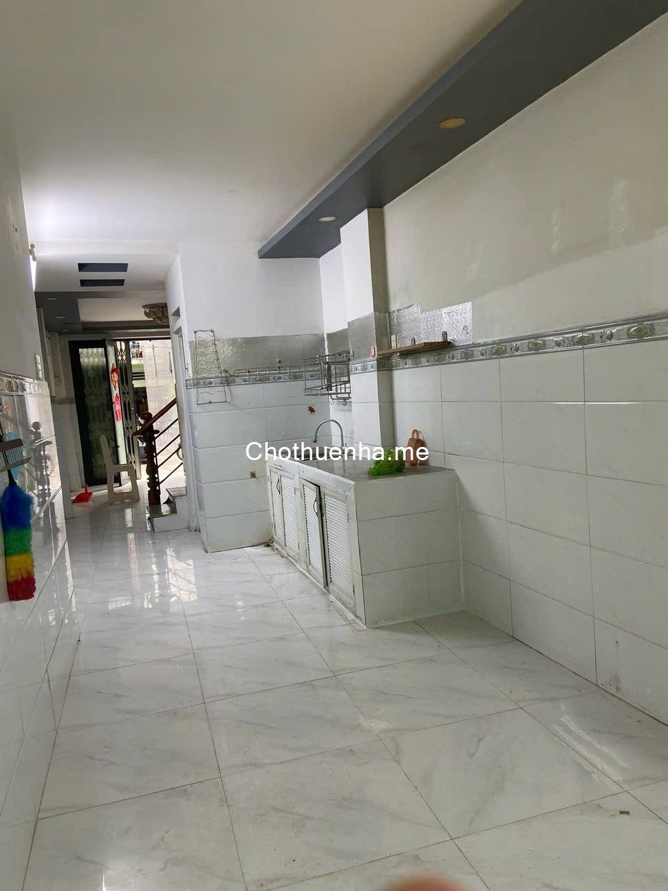 Cho thuê nhà nguyên căn hẻm 600/2/ đường Hồng Bàng quận 11, giá rẻ