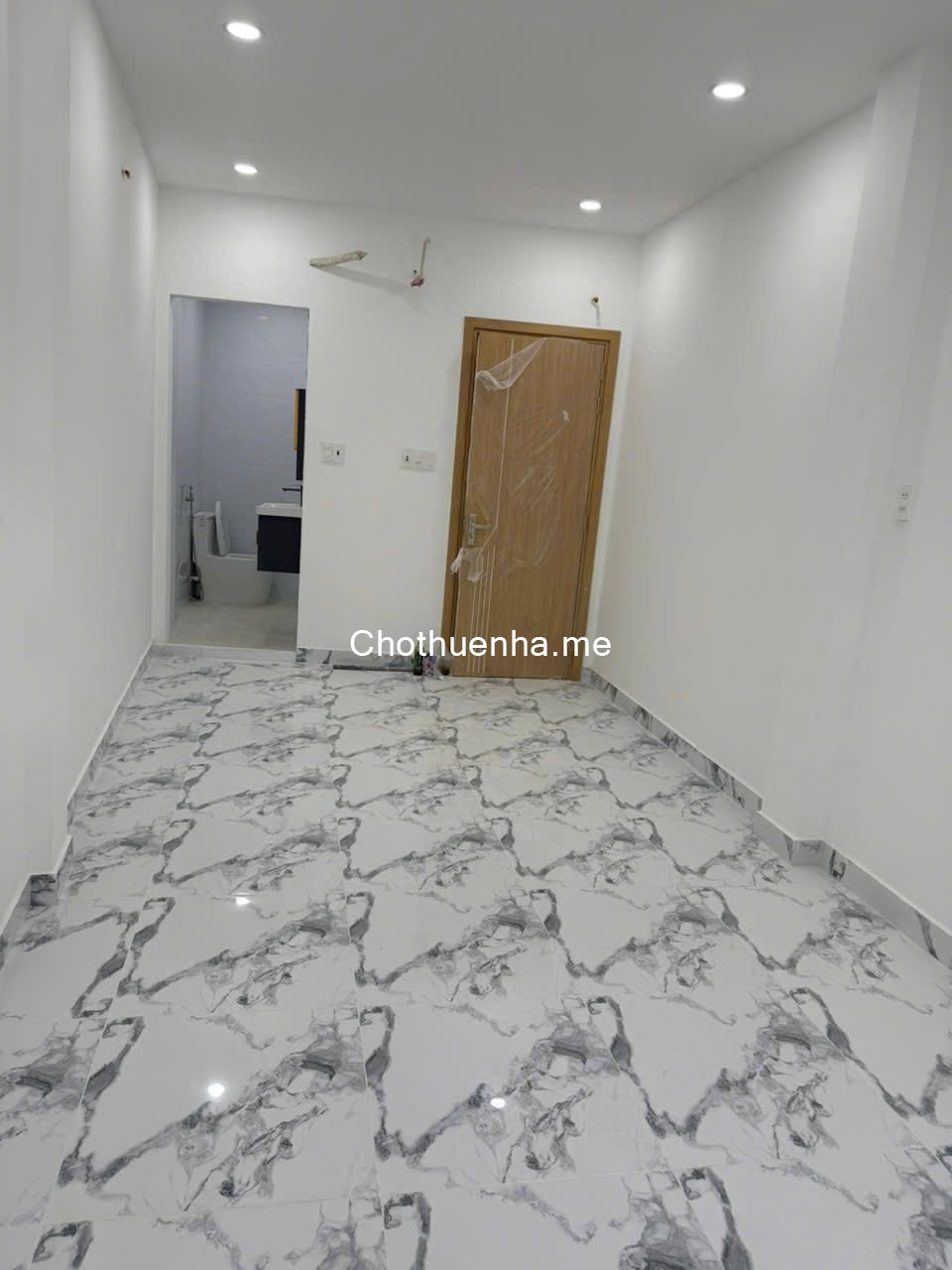 CHO THUÊ NHÀ MẶT TIỀN 3/2 – QUẬN 11, NGAY NGÃ TƯ ĐẸP