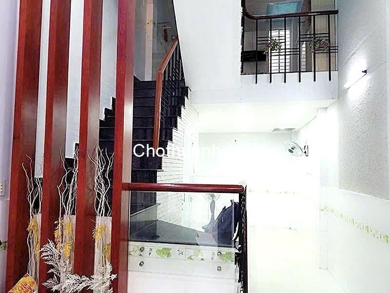 Cho thuê nhà 3m x 10m, 4PN, 3wc đường Tuệ Tĩnh Quận 11