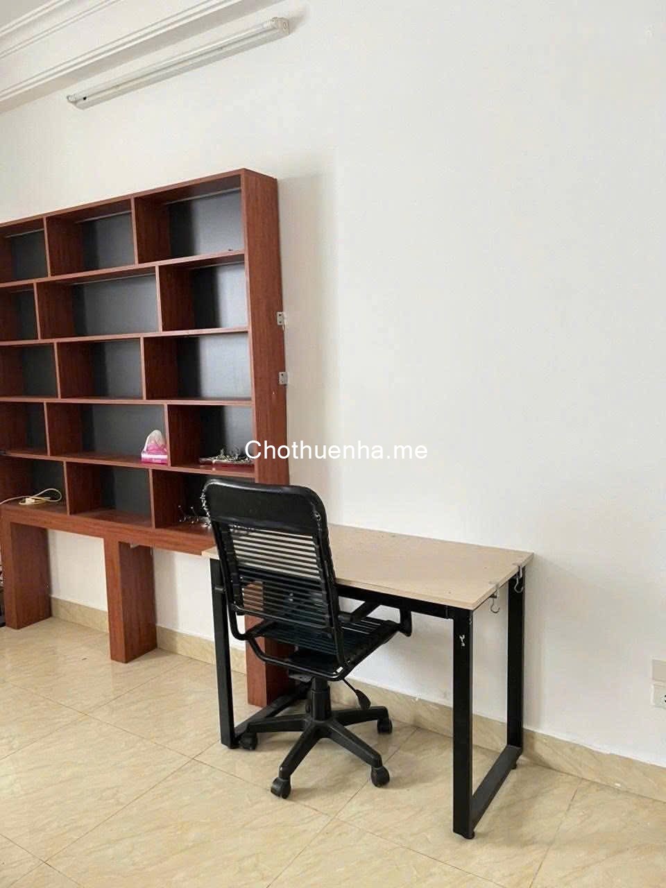 Cho thuê nhà ngõ Định Công Thượng, 35m2 x 4 tầng, 9.5 triệu ở gđ nhóm đều oke