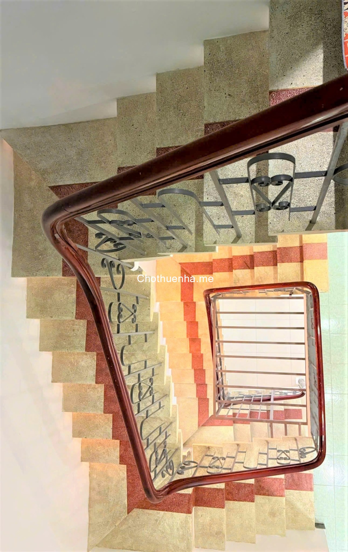 Cho thuê nhà nguyên căn mặt tiền 42 Nguyễn Bỉnh Khiêm, Quận 1