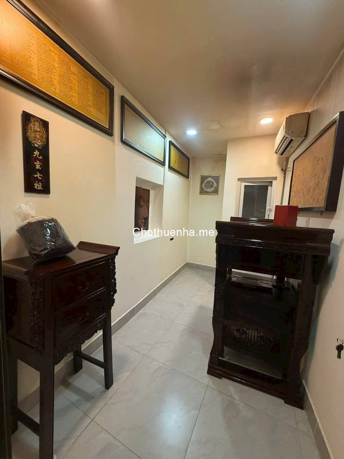 Hẻm đường Bến Vân Đồn, P. Khánh Hội – khu an ninh, thuận tiện di chuyển