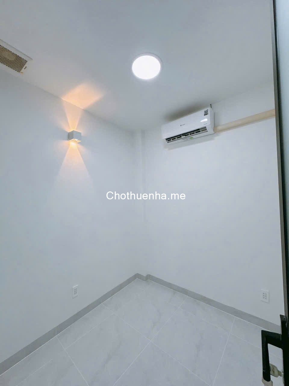 Cho thuê nhà 2 tầng, hẻm 3 gác tới nhà đường Tôn Đản Quận 4