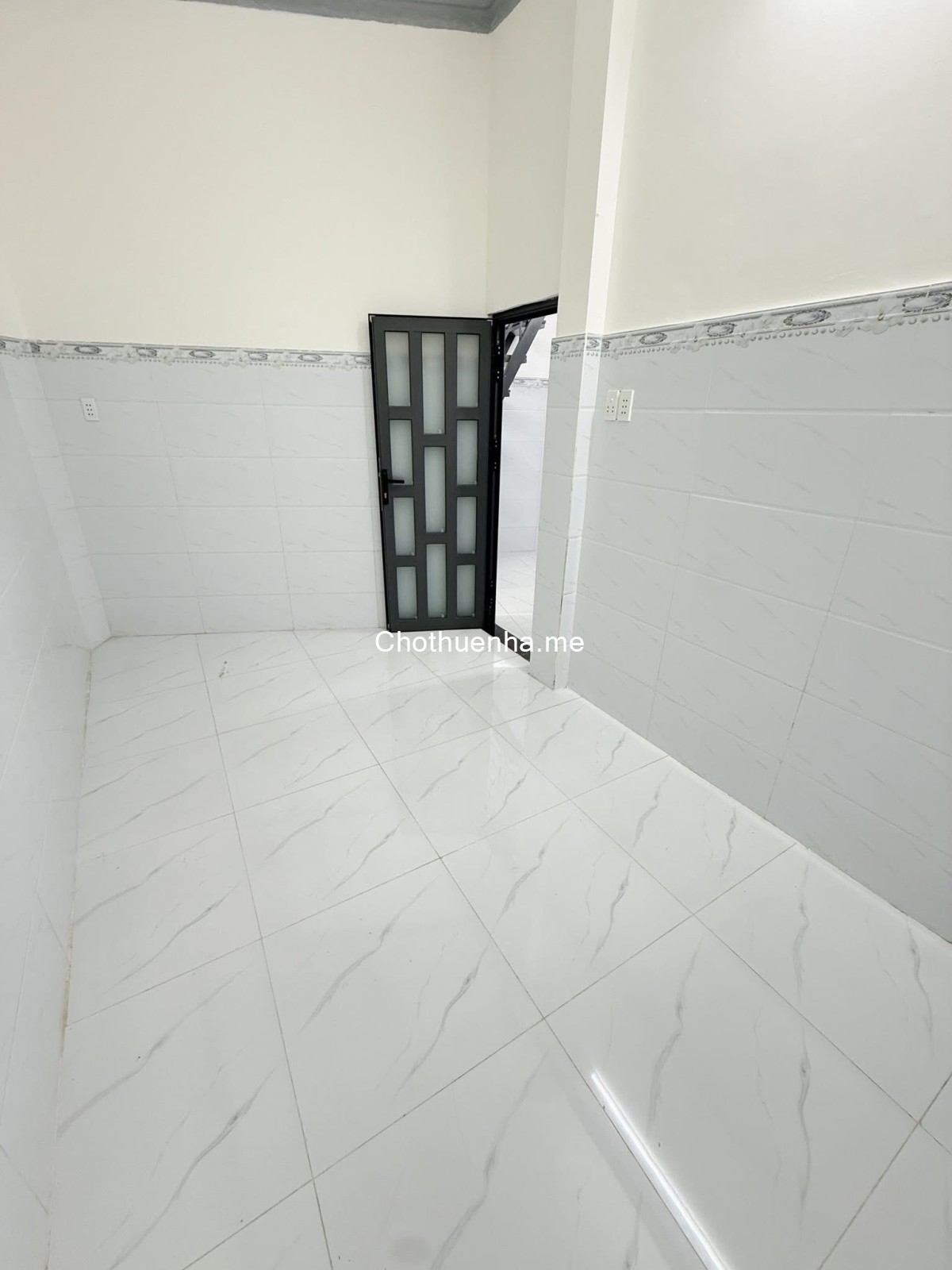 Cho thuê nhà 1 trệt + 1 lửng, 2PN - Đoàn Văn Bơ, P.16, Q.4