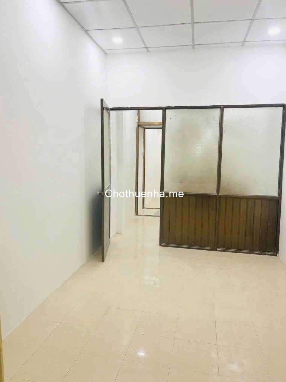 Cho thuê nhà 3PN sạch sẽ, thoáng mát tại Đoàn Văn Bơ, Quận 4