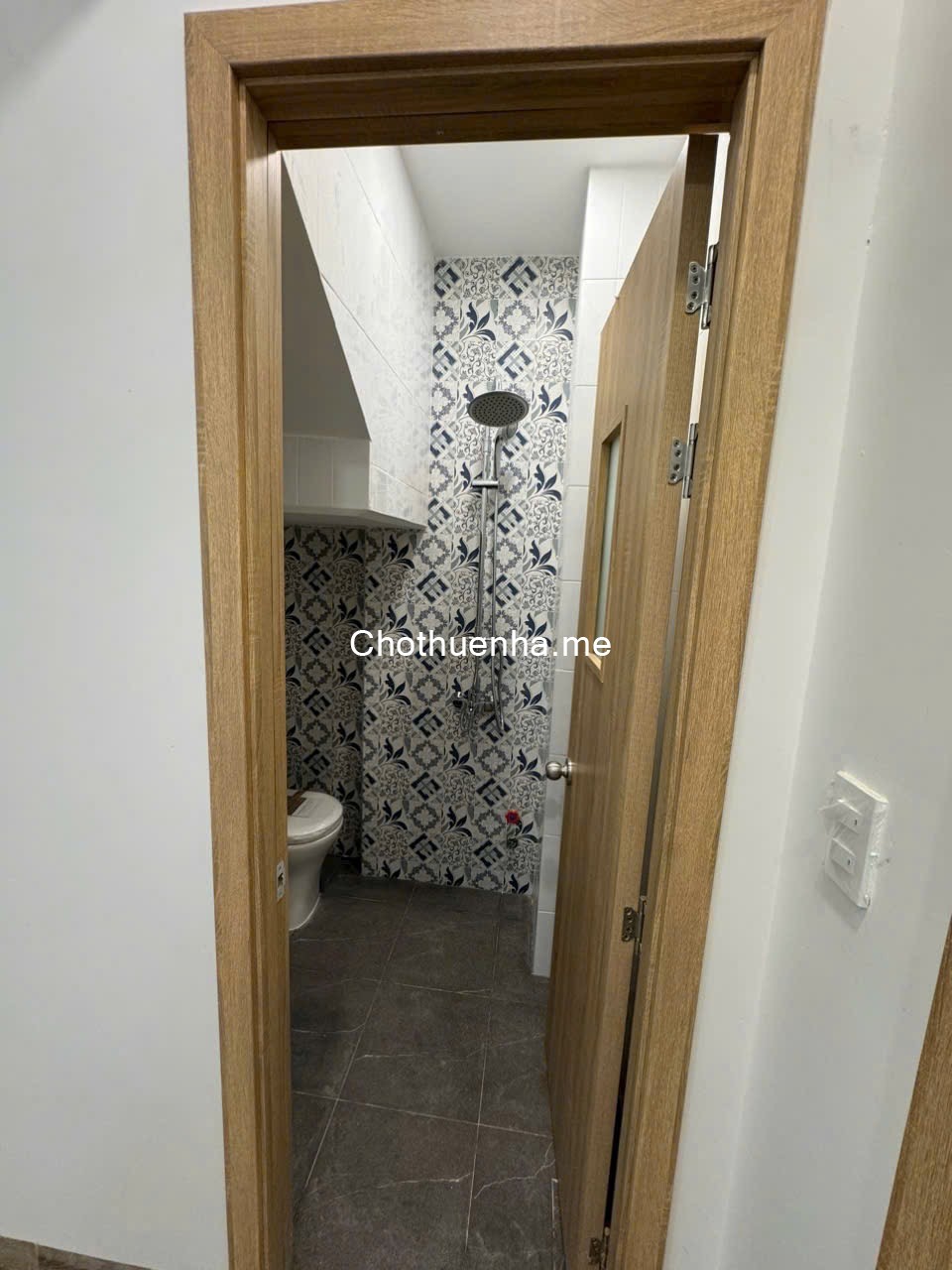 Nhà 1 trệt 2 lầu hẻm xe hơi gần ngã ba Mỹ Thành đường Hoàng Hữu Nam