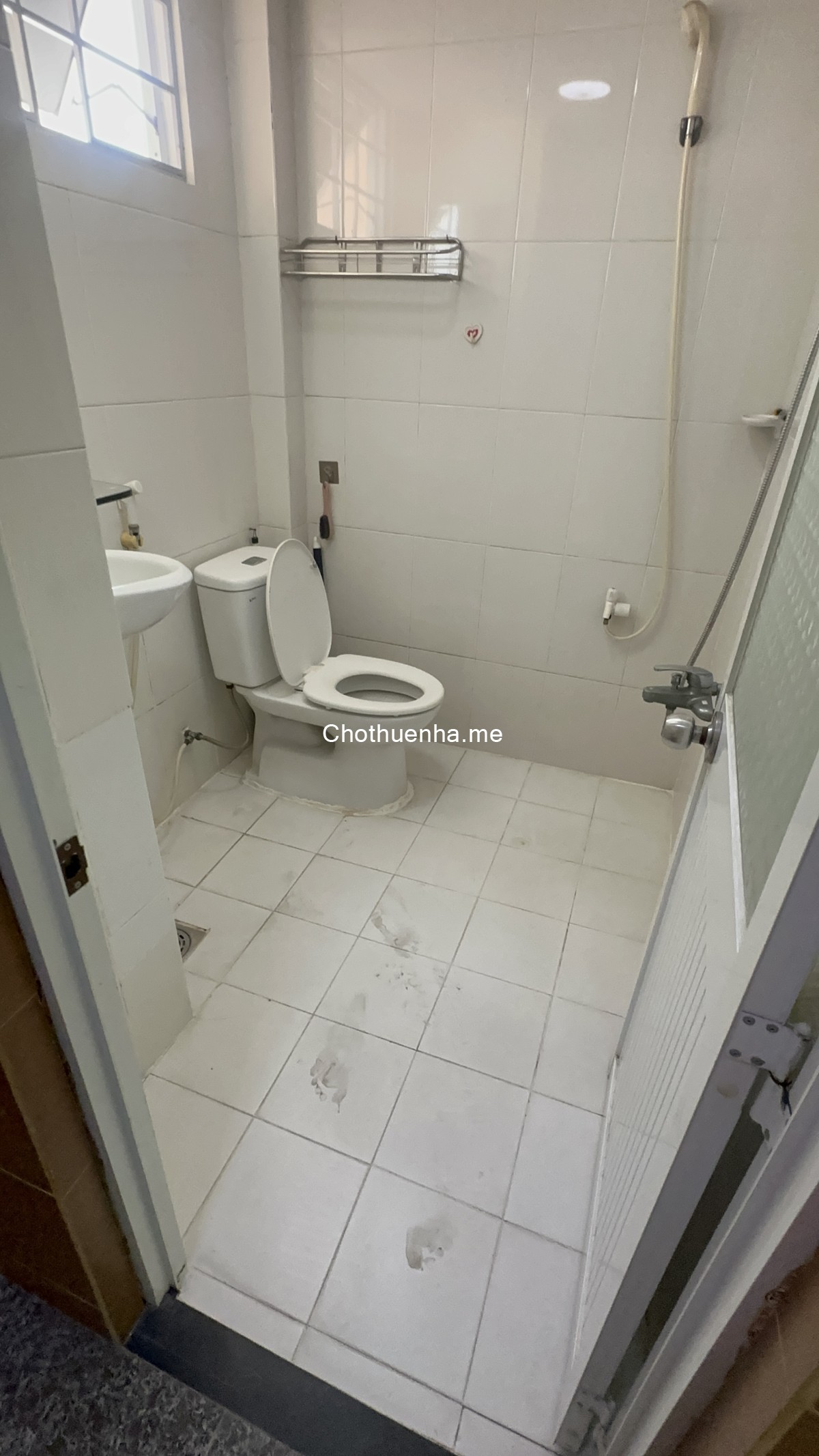 12 củ - Nhà Gò Vấp (Phạm Văn Chiêu) * 4.5x12m (nở hậu 5x14m), trệt 3 lầu, 3 PN, 3 WC.