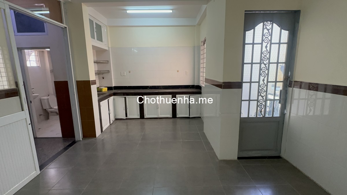 12 củ - Nhà Gò Vấp (Phạm Văn Chiêu) * 4.5x12m (nở hậu 5x14m), trệt 3 lầu, 3 PN, 3 WC.