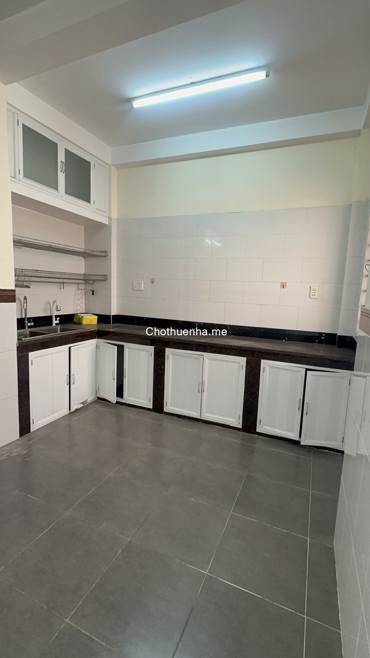 12 củ - Nhà Gò Vấp (Phạm Văn Chiêu) * 4.5x12m (nở hậu 5x14m), trệt 3 lầu, 3 PN, 3 WC.