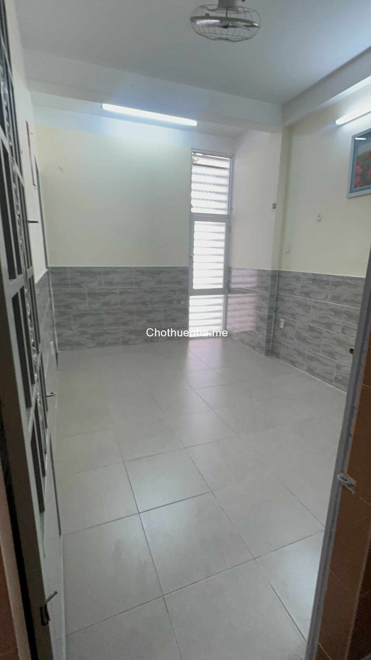 12 củ - Nhà Gò Vấp (Phạm Văn Chiêu) * 4.5x12m (nở hậu 5x14m), trệt 3 lầu, 3 PN, 3 WC.