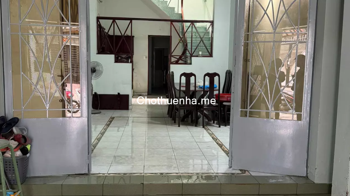 GIA ĐÌNH VỀ QUÊ MỞ XƯỞNG CẦN CHO THUÊ NHÀ MẶT TIỀN QUẬN 7 HỒ CHÍ MINH