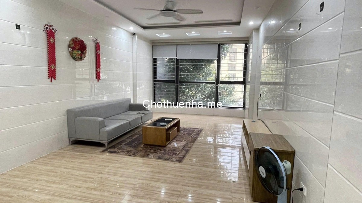 Cho thuê nhà Ngô Thị Nhậm, 6.5 tầng x 50m2, 5 ngủ, 25 Triệu vào ngay