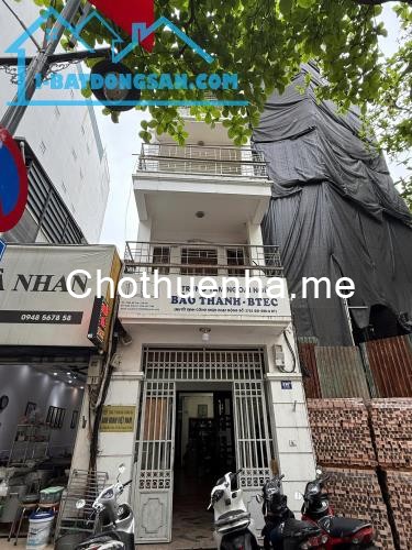 Chính chủ cho thuê nguyên căn Nhà mặt phố Bà Triêu.